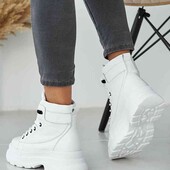 Женские ботинки кожаные зимние белые 