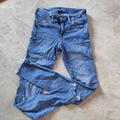 Собирай лоты) Красивые стильные джинсы с потертостями и рванками. Смотрите замеры