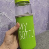 Яркая бутылочка для воды, сока, напитков. Смотрите фото и описание