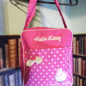 Малиновая сумочка Hello Kitty, вместительная, легкая