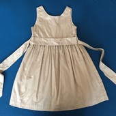 Платье бежевое блестящее пышная юбка 132см 9 лет