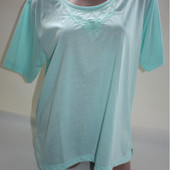 Футболка новая с биркой мятная вышивка на груди romesa