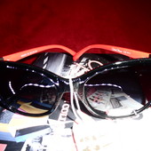Солнцезащитные очки от Gabriella Marioni. 100% протектор защиты. красная дужка с жемчужинками