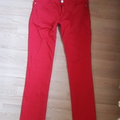 Шикарные красные джинсы