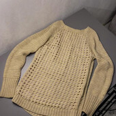 Теплый женский свитер