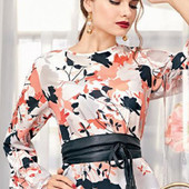 Красивая женская блуза с цветочным принтом,р 6/8 или р.40/42,без пояса