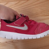 Дитячі кросівки від Nike 27 р.