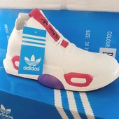 Белоснежные кроссовки "adidas" Vietnam