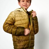 Демісезонна куртка на хлопчика р-р 158