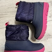 Теплі, зручні, зимові ботинки для дівчинки. На ніжку 19,5-20 см.