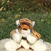 Велика плюшева іграшка - чехол для грілки тигр . Довжина 50см.