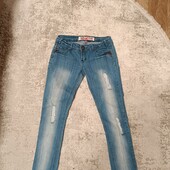 Круті стильні жіночі джинси, розмір 42, наш 46-48, без недоліків