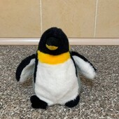 Реалістичний пінгвін висота 19см.
