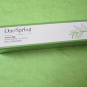 Крем для шкіри навколо очей із екстрактом зеленого чаю One Spring Green Tea moisturising eye cream