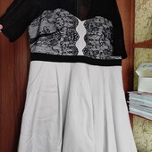 Шикарное нарядное платье с пышной юбкой на 54-56 р . Состояние нового.