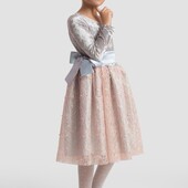 Дуже гарна сукня+ обруч для дівчинки в наявності 104 розмір можно для себе чи на подарунок