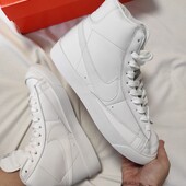 Жіночі кросівки Nike Blazer Mid 77 full white