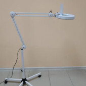 Лампа лупа для косметолога на колесах напольная косметологическая LDK-00 диаметр линзы 127мм