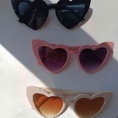 сонцезахисні окуляри 