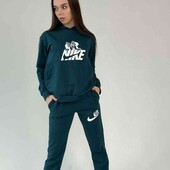 Спортивний жіночій костюм Nike 