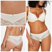 Hunkemoller! Ніжні жіночі труси з мереживом Л розмір off white! Лот 2