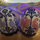 Великодні вишиті писанки