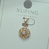 Нежный кулон цветочек из сердечек с фианитами, на цепочку или браслет. Позолота 585 пробы 18К.