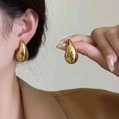 новинка, массивные серьги Капля . бижутерия высокого качества. хит продаж