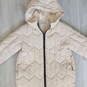 Zara брендовая стёганая деми куртка с капюшоном цвет бежевый на девочку рост 122 см