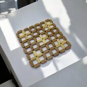 Підставка під гаряче (дерев'яна) 15*15см