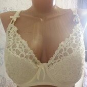 Красивий бюстгальтер на кісточках Marks & Spencer 85D В ідеалі!