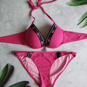 Класнючий купальник)))размер s Hunkemoller