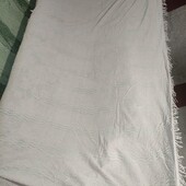 Покривало рожеве з бахромою