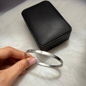 стильний браслет