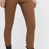 Стрейчивые джегинсы от Leggings