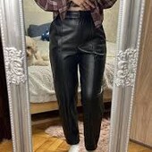 Стильні шкіряні брюки Eur36
