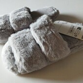 Домашні тапочки для дівчинки 33-34р. C&A