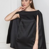 стильное чёрное платье-кейп прямого кроя