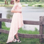 Ніжна сукня рожева кружево