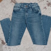 Джинсы slim р. 140