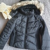 Куртка H&M на 9-10 років, стан нової