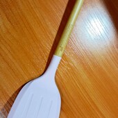 Ernesto Лопатка кухонная 35 cm розовая силиконовая, ручка-бамбук