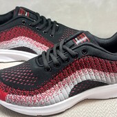 Зручні кросівочки для фізкультури