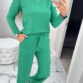 Женский повседневный костюм в рубчик