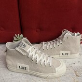 Adidas,оригінал,із натуральної замші,розмір 43 1/3,устілка 27,5