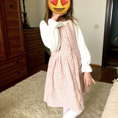 Сарана та блузка в ідеальному стані, 7-8 років