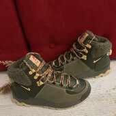 Зимові Nike,оригінал,із натурального нубука і шкіри,розмір 38,устілка 24,5
