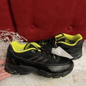 Adidas,оригінал,із спорт-матеріалу,розміри 42 і 45 1/3.Маломірять
