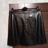 Брендовая новая юбка из эко-кожи р.14.