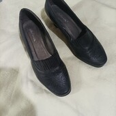 Туфлі на повну ніжку